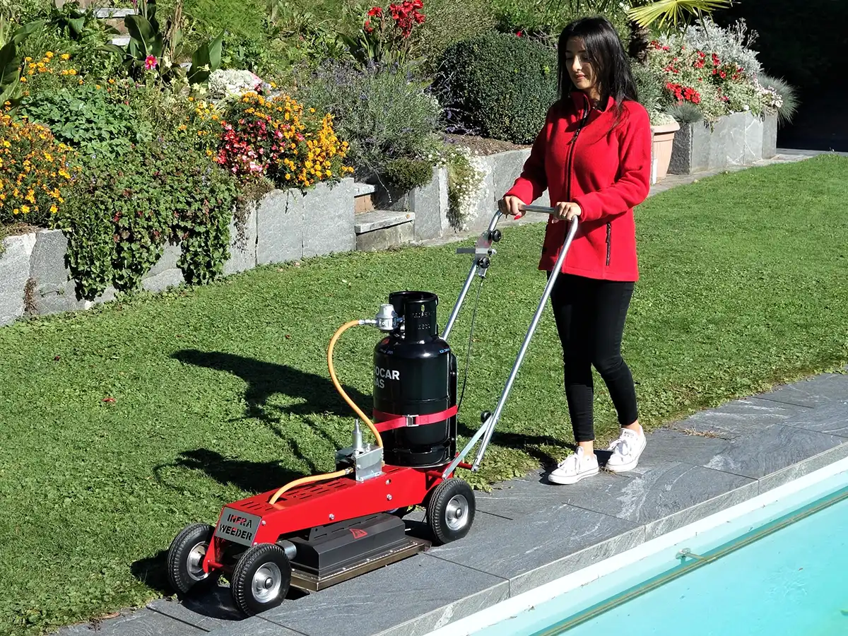 InfraWeeder Ronco im Einsatz